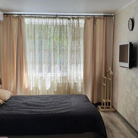 Квартира " A Quiet Place" Apartment Kamianets-Podilskyi Luaran gambar