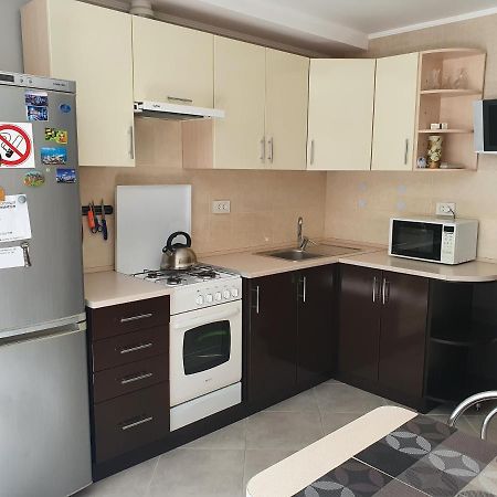 Квартира " A Quiet Place" Apartment Kamianets-Podilskyi Luaran gambar