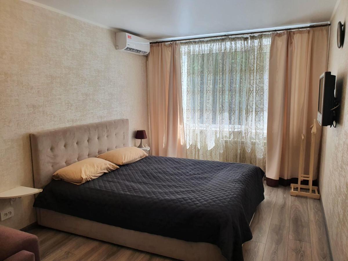 Квартира " A Quiet Place" Apartment Kamianets-Podilskyi Luaran gambar